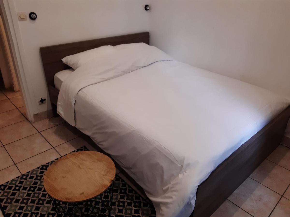 Appartement Aad1 Clamart 200 M Du Tramway T6 St Pave Blc Avec Cuisine Separee Exterior photo
