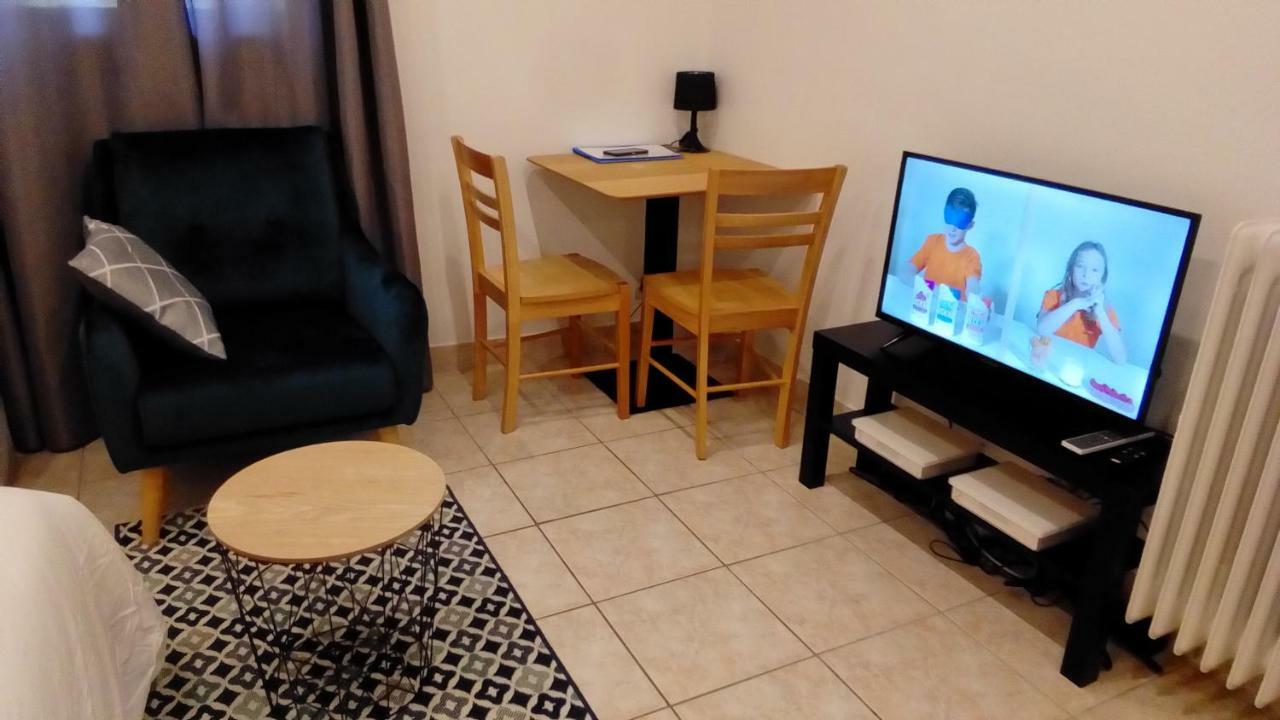 Appartement Aad1 Clamart 200 M Du Tramway T6 St Pave Blc Avec Cuisine Separee Exterior photo